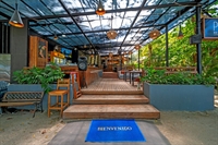 iconic beachfront restaurant opportunity - 3