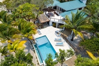 beachfront 5 bed on - 1