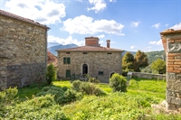 medieval hamlet chiusi della - 3