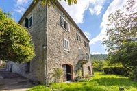 medieval hamlet chiusi della - 2