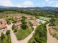 prestigious luxury property tuscany - 3