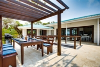 beachfront 5 bed on - 3