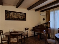 restaurant with private residence - 3