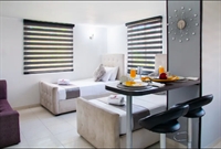 48 room hotel cali - 1