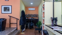 established beauty hair salon - 3