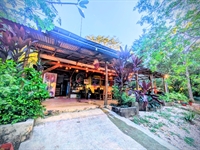 bohemian house event space - 2