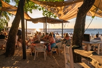 iconic beachfront restaurant opportunity - 2