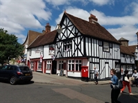 substantial town centre pub - 1