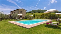 profitable organic farm pienza - 1