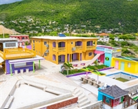 established guesthouse kingston jamaica - 1