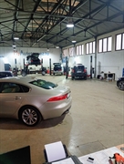 self-service auto garage budapest - 2
