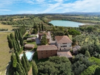 17th century hamlet tuscany - 2