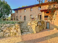 renovated farmhouse with 4 - 1