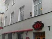 hotel twelve bedrooms pub