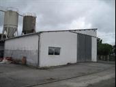 local industriel entrepôt 130m2