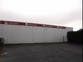 commercial space benouville for
