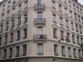 renovated offices lyon for