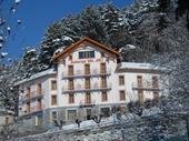 restaurant with hotel bourg