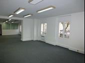 office space of 220m2