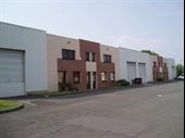 industrial space of 281m2
