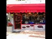 beauty salon of 95m2