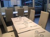 fast food restaurant levallois