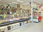 retail shop of 400m2