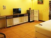 eighteen room guest house