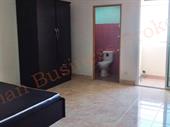 20-room apartment building for