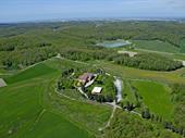tuscan estate of 700