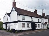 roadside free house warminster