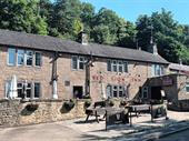 vibrant pub restaurant birchover