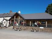 countryside public house adjoining