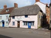 historic freehouse busy somerset