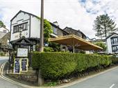 the arts bar grill