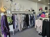 retail fashion accessories store
