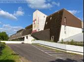 cafe hotel restaurant bourbonne