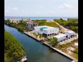 bed breakfast house belize