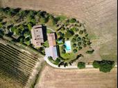 prestigious farmhouse tuscany