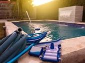 swimming pool cleaning maintenance