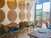 established healthy cafe arabian