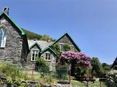 established national park hostel