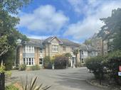 attractive full-service hotel close