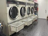 long-established laundromat wiwo