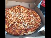 short hours pizza shop