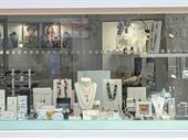 retail online designer jewellery