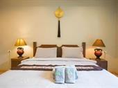 20+ room hotel with