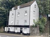 12 bedroom hostel with