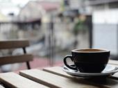 bustling fully licensed cafe