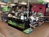 retail pet supplies business